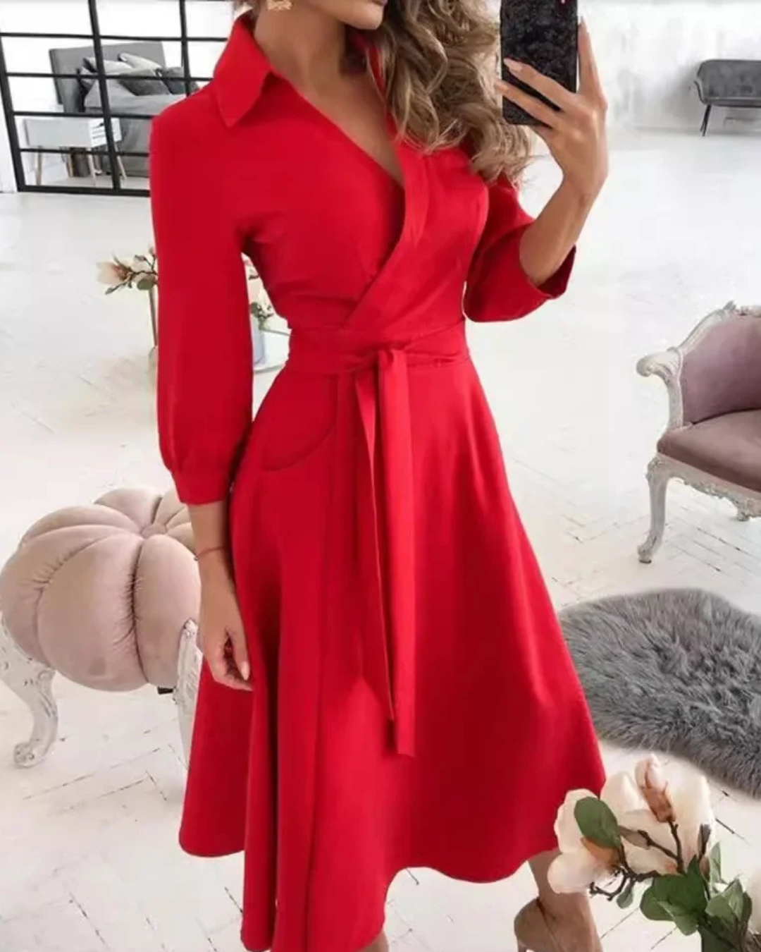 Elegant Women's Wrap Dress – V-Neck, Flattering Fit & Lightweight