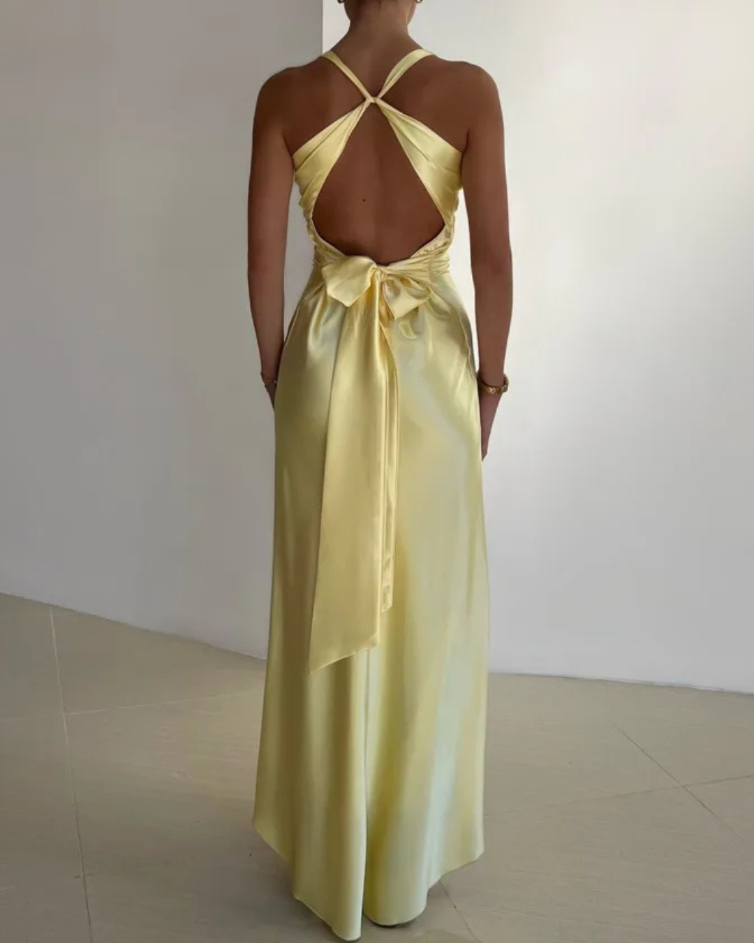 Lydia | Satin V-Neck Maxi Dress for Elegant Evenings