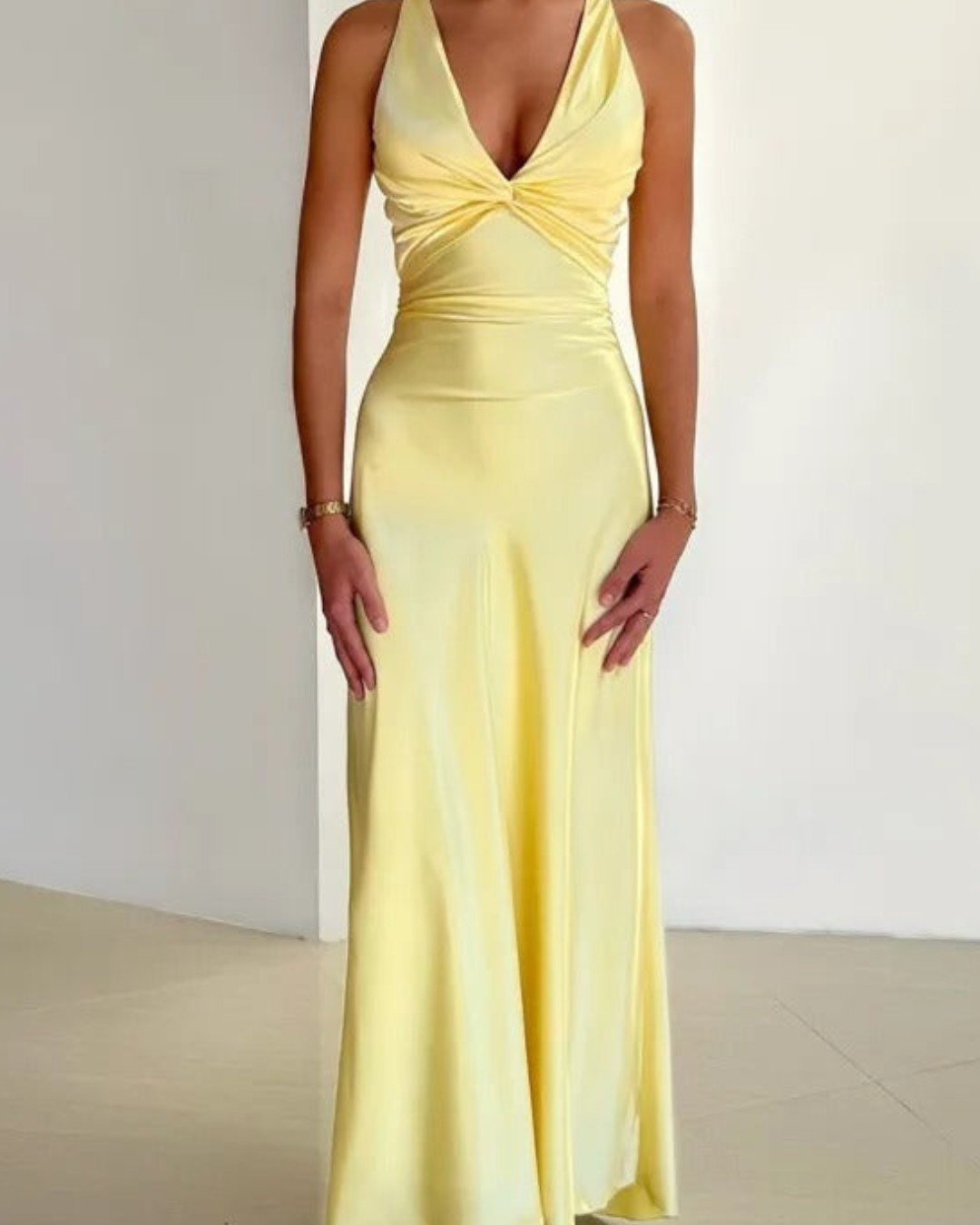 Lydia | Satin V-Neck Maxi Dress for Elegant Evenings