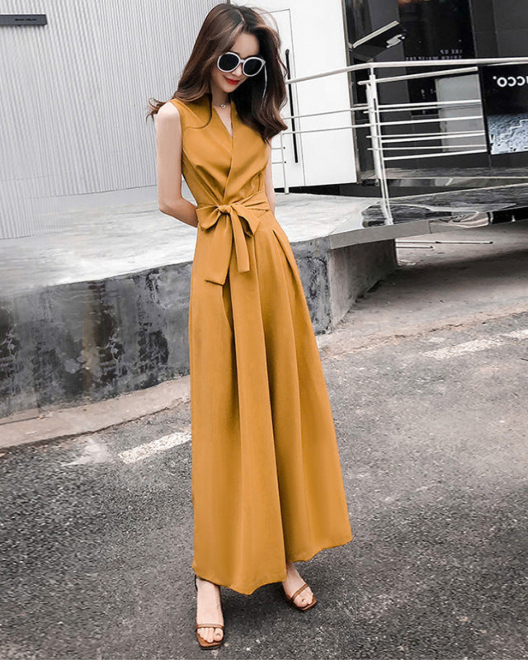 Women's Elegant Sleeveless Jumpsuit with Waist Tie & Wide Legs
