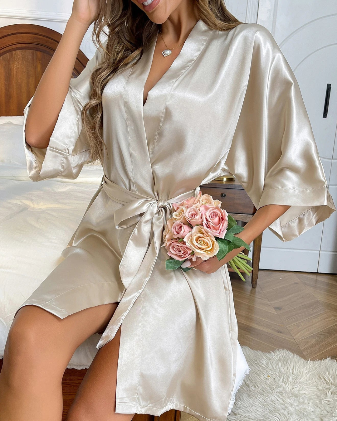 Women's Satin Kimono Robe – Luxurious Lightweight Loungewear