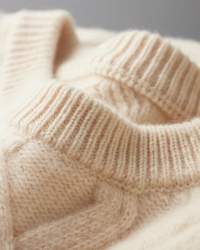 Prince Charming Textured Cashmere Sweater – Feel the Luxury, Radiate Confidence and Timeless Elegance