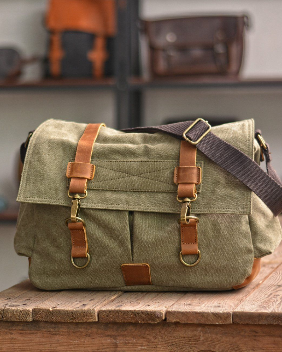 Men’s Canvas Messenger Bag – Durable Shoulder Satchel