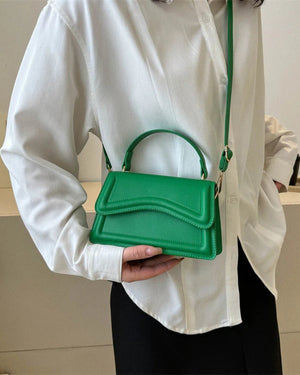 Own the Elegance – Old Money Signature Handbag