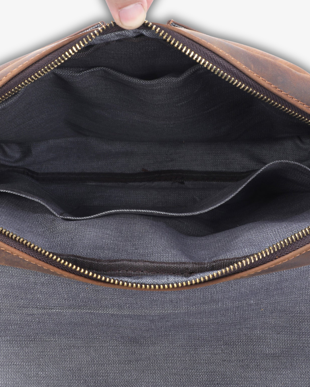 Lucia Leather Messenger Bag – Vintage Elegance Meets Modern Utility