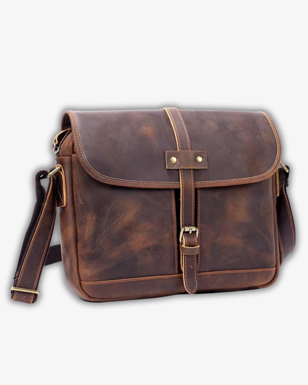 Lucia Leather Messenger Bag – Vintage Elegance Meets Modern Utility