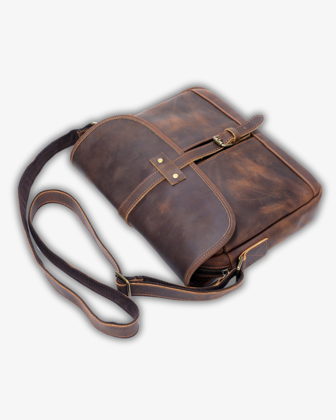 Lucia Leather Messenger Bag – Vintage Elegance Meets Modern Utility