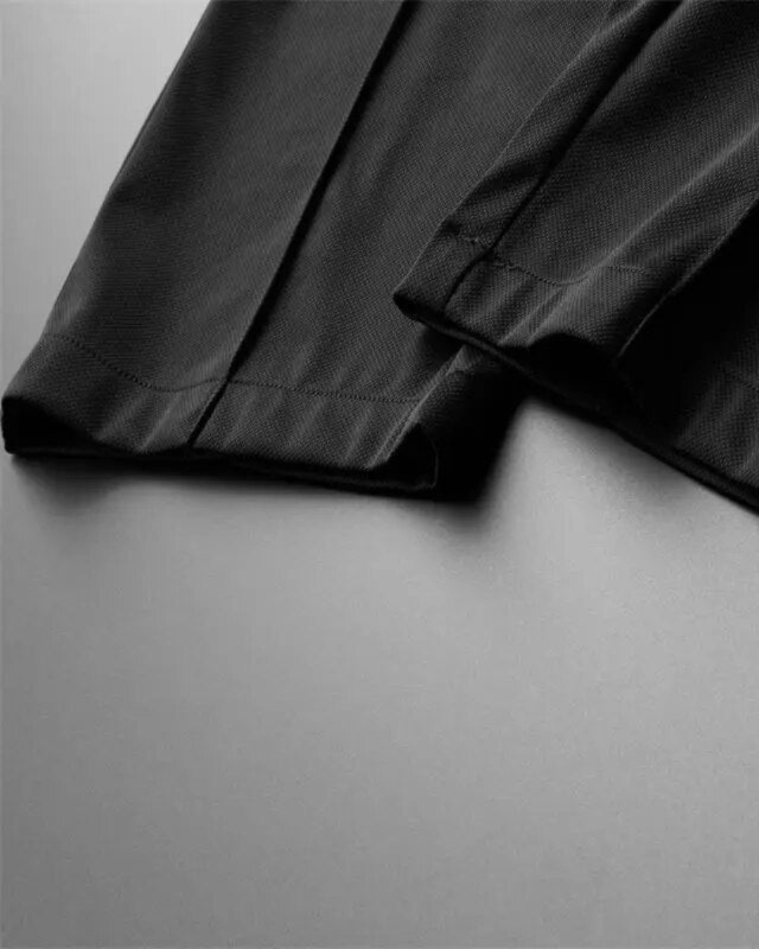 Men's Ice Silk Summer Set – Breathable T-Shirt & Elastic Waist Trousers
