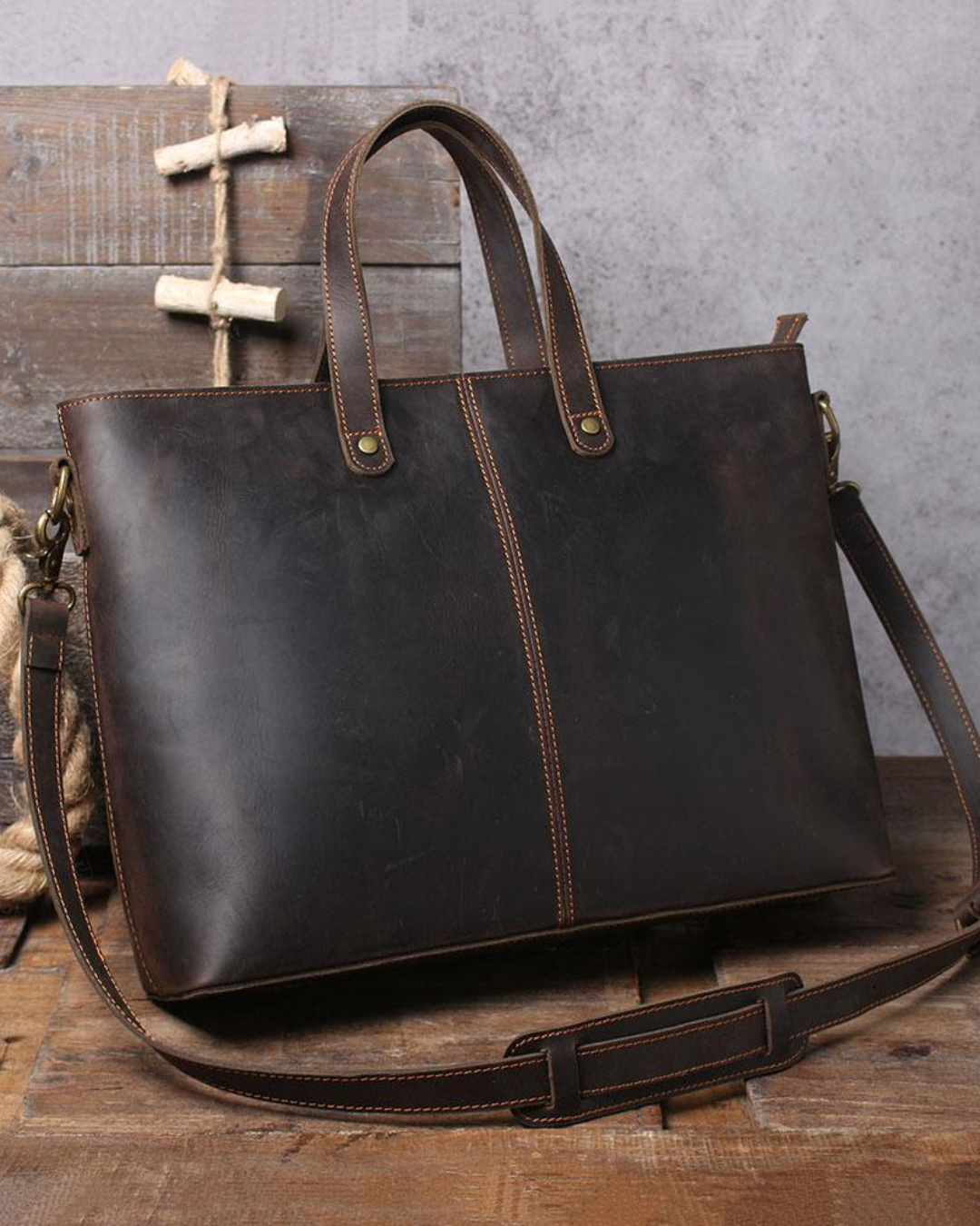 The Windsor Leather Tote | PRINCE CHARMING