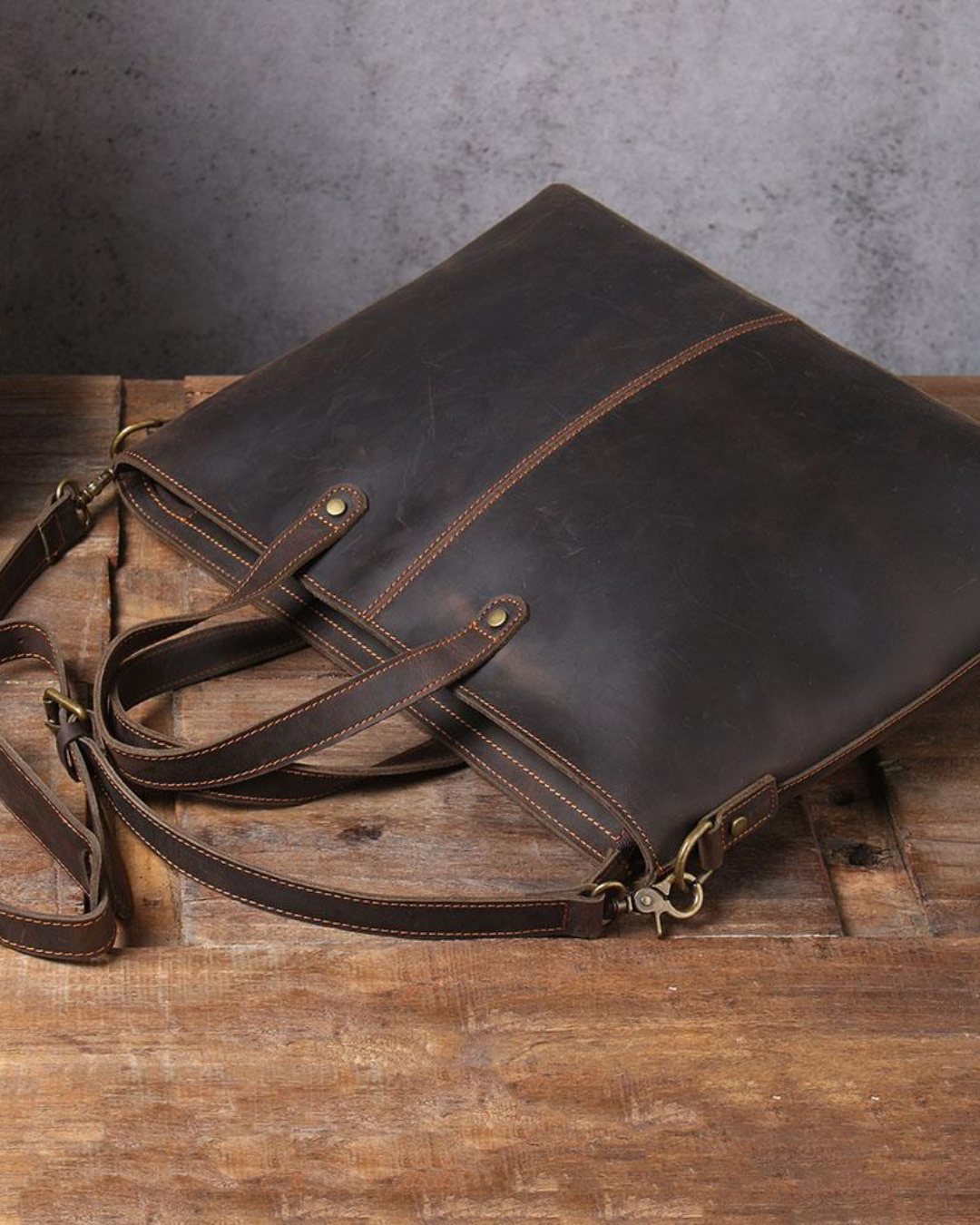 The Windsor Leather Tote | PRINCE CHARMING