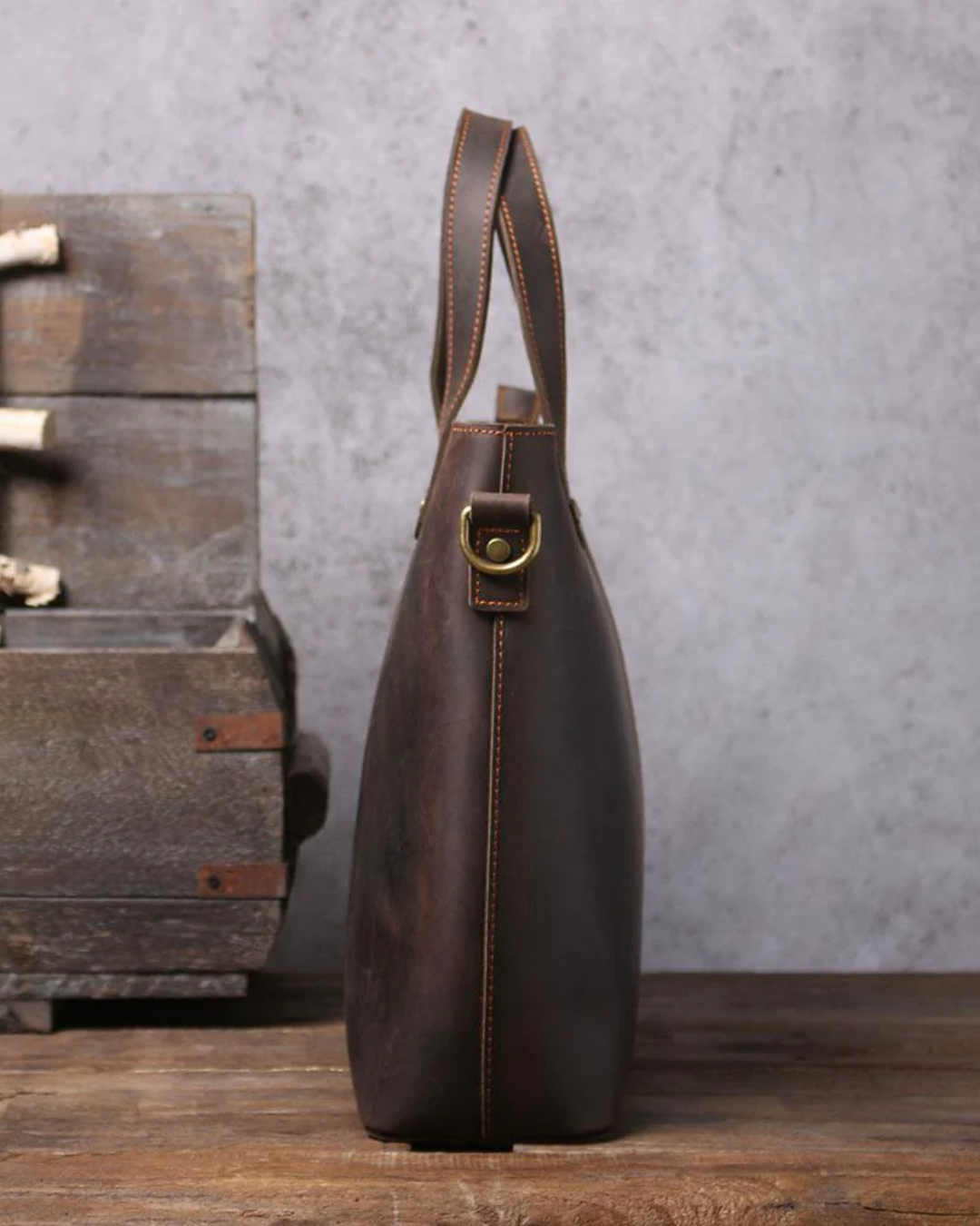 The Windsor Leather Tote | PRINCE CHARMING