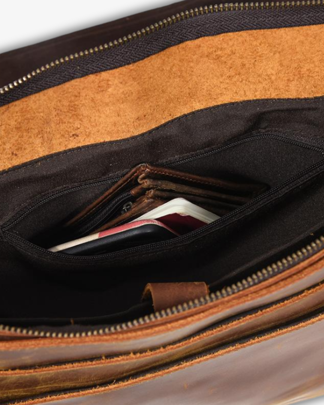 Windsor Leather Shoulder Bag | PRINCE CHARMING