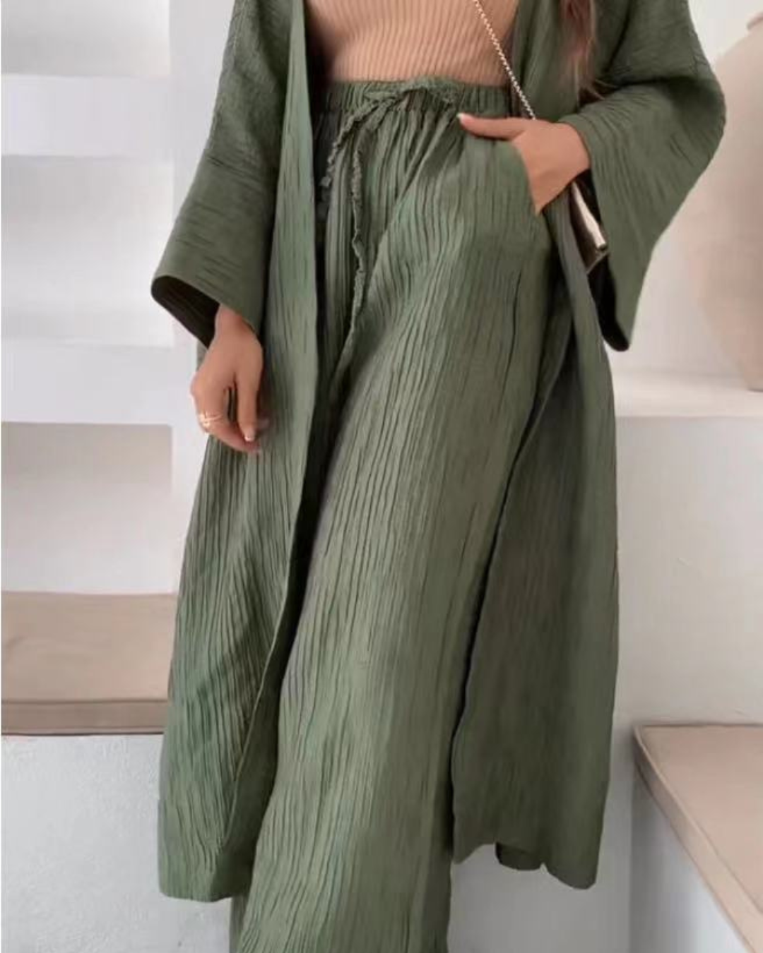 Women's Pleated Kimono Set – Elegant & Lightweight