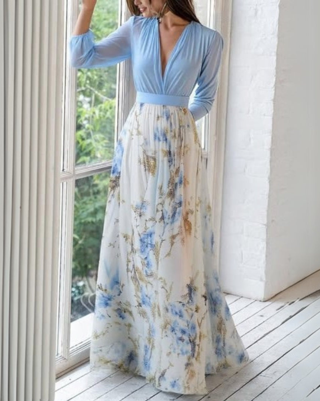 Amelia | Floral V-Neck Maxi Dress for Summer Elegance