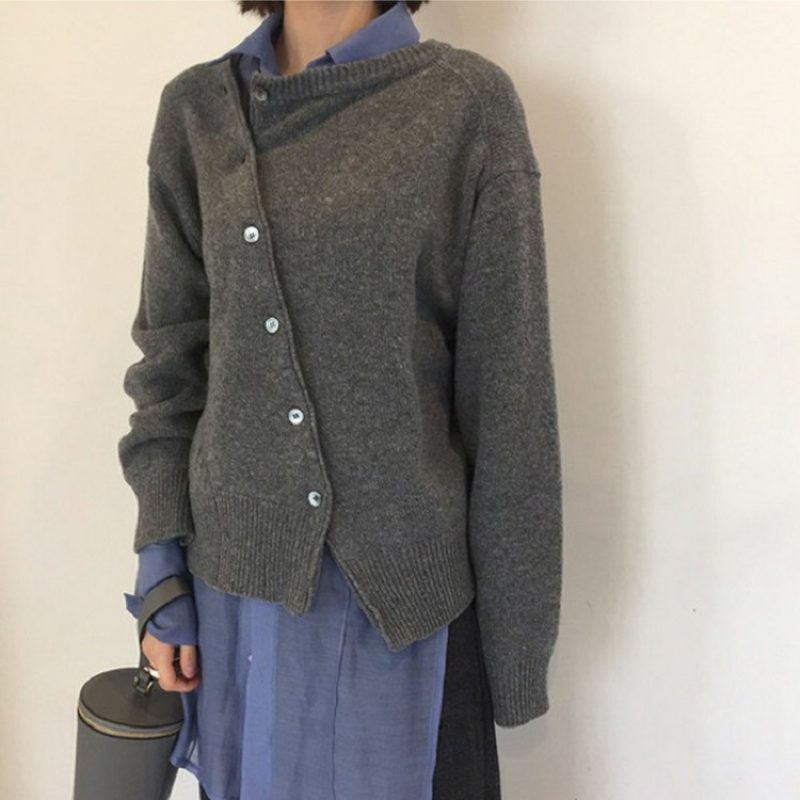 Women's Knitted Cardigan - Soft Cashmere Wool Blend - Oversized Fit - Button-Up Layering