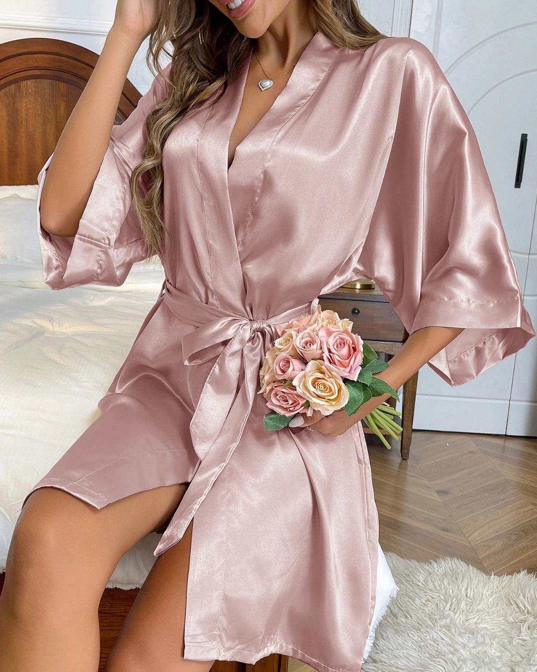 Women's Satin Kimono Robe – Luxurious Lightweight Loungewear